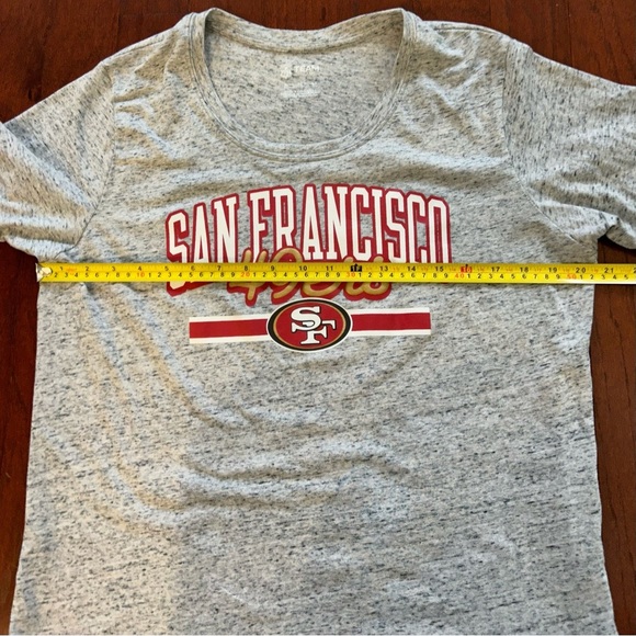 The Official NFL Team Appeal San Francisco 49ers  V Neck T-shirt Size XL Grey - Picture 8 of 10